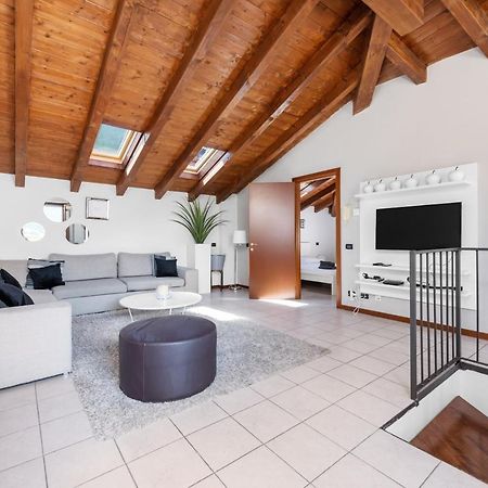 Apartamento Casacamelia 35, 3 Bdrm With View Lake Como Acquaseria Exterior foto