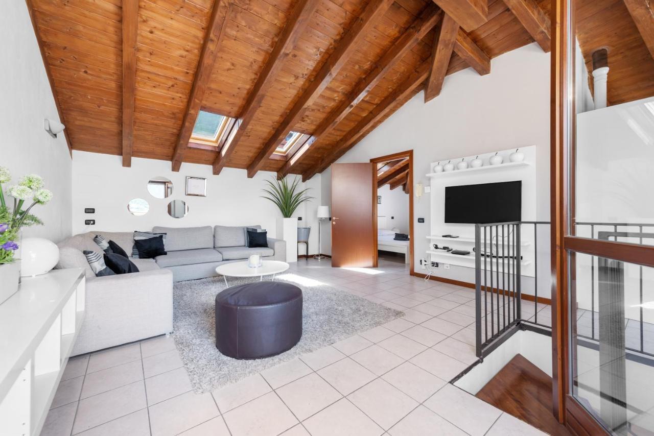 Apartamento Casacamelia 35, 3 Bdrm With View Lake Como Acquaseria Exterior foto